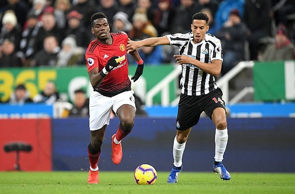 Newcastle United v Manchester United - Premier League